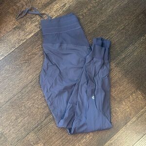 lululemon athletica Gray/Purple Dance Pant Jogger. Size 4.
